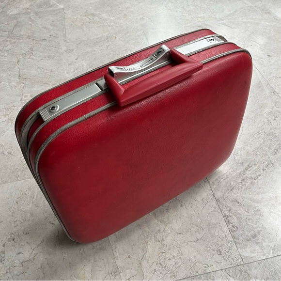 Jetliner Handbags - Vintage 1960s Jetliner by Dominion Luggage Canada Ltd. Red Suitcase